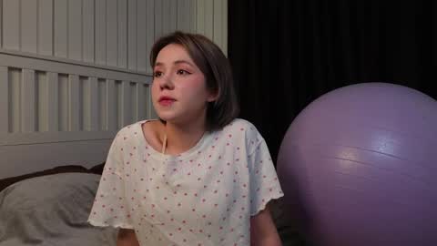 Kylie online show from 10-20-25, 06:19