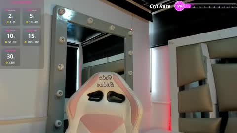 laura__js_ online show from 11-28-25, 06:21