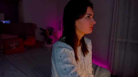 Laura online show from 12-31-24, 06:05