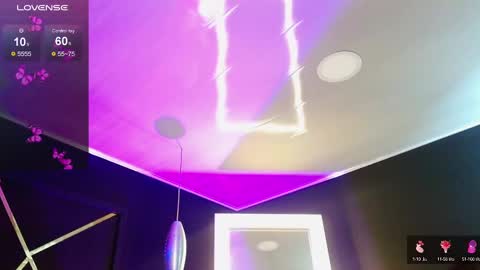 Laura online show from 02-11-25, 01:09