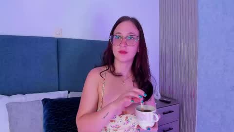 Snapshot of laura_ivy chatting on 04-24-26, 01:13 LauraIvy online show from 04-24-26, 01:13