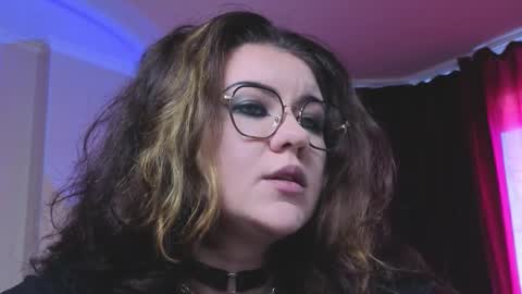 Miss Laura online show from 10-08-25, 12:14