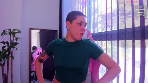 Laura Rose online show from 01-15-25, 05:47