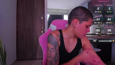 Laura Rose online show from 01-16-25, 07:52