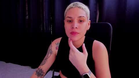 Laura Rose online show from 09-19-25, 03:13