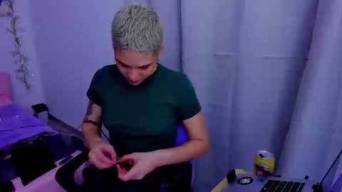 Laura Rose online show from 09-23-25, 01:19