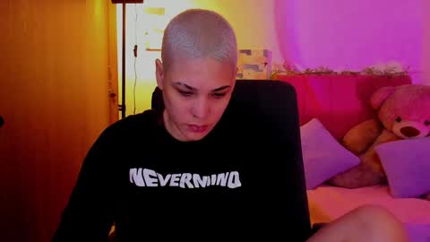 Laura Rose online show from 03-28-26, 01:16