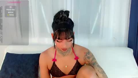 Laura online show from 05-28-26, 05:27
