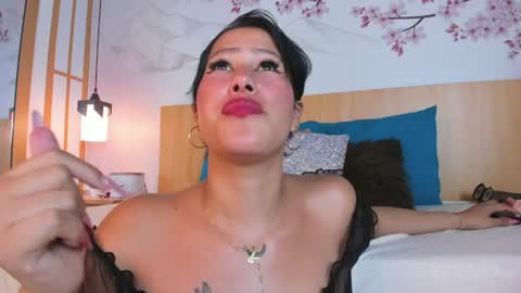Laura online show from 07-11-26, 03:09