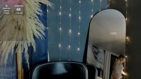 Laura Blue online show from 01-09-26, 09:49