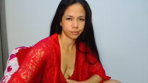 Snapshot of lauracb_ chatting on 10-12-25, 08:46 lauracb online show from 10-12-25, 08:46