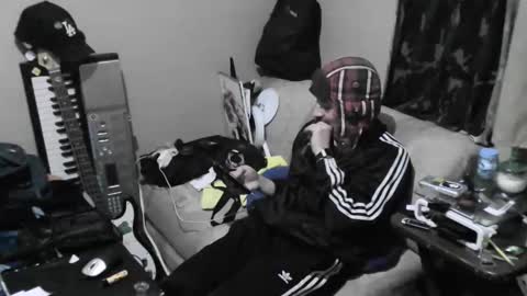 lauradecuada2 online show from 11-23-25, 12:16