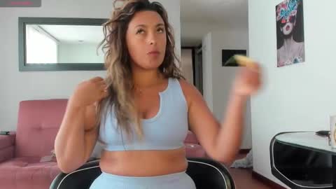 Laura online show from 02-19-26, 08:49