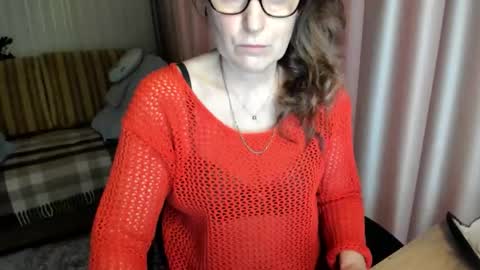 Lauraoven1 online show from 02-09-26, 07:45