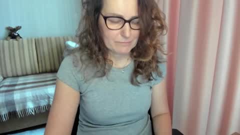 Lauraoven1 online show from 03-14-26, 08:42