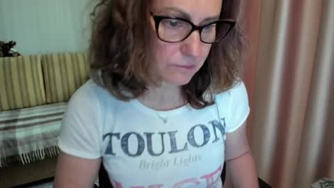 Lauraoven1 online show from 05-28-26, 10:34