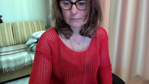 Lauraoven1 online show from 06-02-26, 07:32