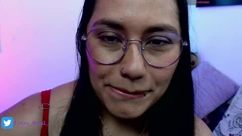Snapshot of lauraruiz1 chatting on 09-20-25, 12:33 Aleja online show from 09-20-25, 12:33