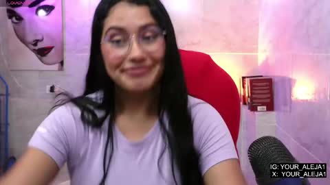 Snapshot of lauraruiz1 chatting on 05-15-26, 11:01 Aleja online show from 05-15-26, 11:01