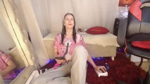 Laura Sofia online show from 06-22-26, 02:14