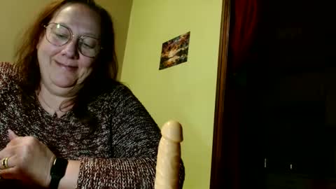 Snapshot of laureanne50 chatting on 03-05-25, 08:32 laureanne online show from 03-05-25, 08:32