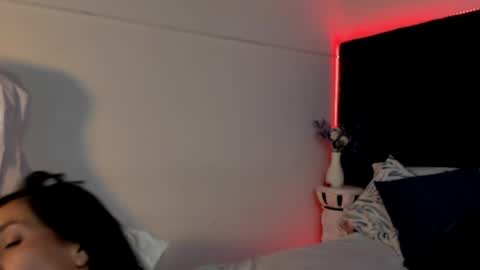 Lauren online show from 04-10-26, 05:34