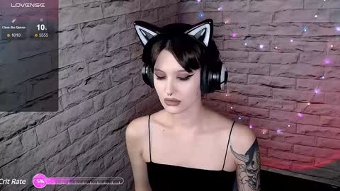 Eva online show from 12-25-24, 06:30