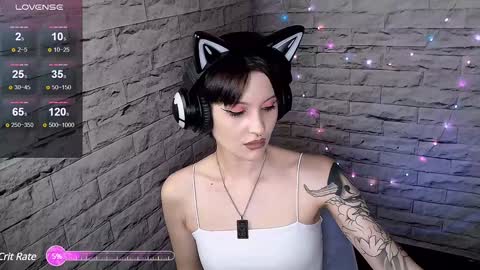 Eva online show from 01-07-25, 01:46