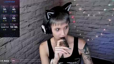 Eva online show from 10-14-25, 04:41