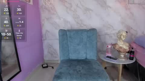 Lulu online show from 07-30-26, 09:25
