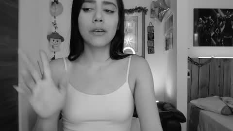 Lauren online show from 12-14-24, 08:40