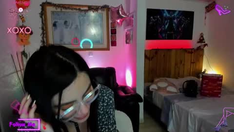 Lauren online show from 03-09-25, 06:39