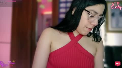 Lauren online show from 04-06-26, 01:03