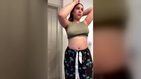 laurenivy online show from 04-02-26, 07:33