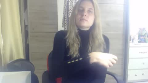 laurenmy online show from 10-12-25, 09:30