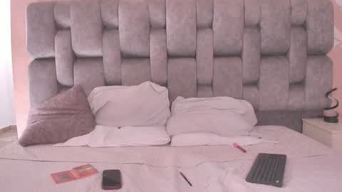 Lauren  online show from 06-12-26, 03:55