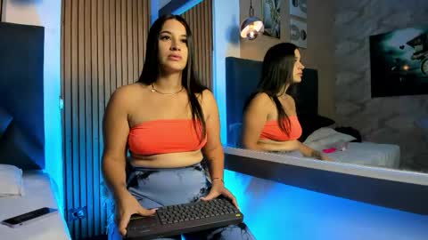 Snapshot of laurenthferrer chatting on 06-07-26, 10:08 laurenthferrer online show from 06-07-26, 10:08