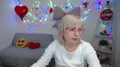 Lauren online show from 02-16-26, 06:37