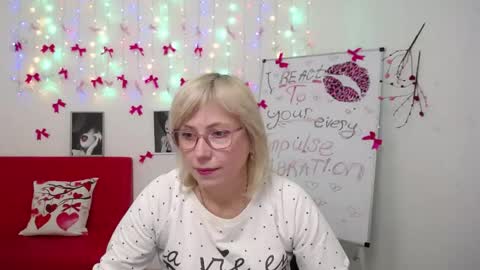 Lauren online show from 03-06-26, 07:21