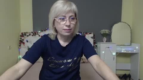 Lauren online show from 03-29-26, 05:40