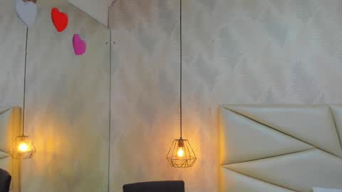 Laurent online show from 11-06-25, 11:11