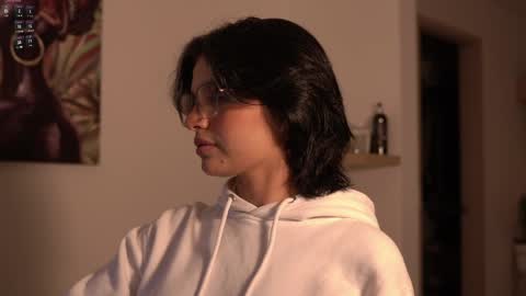 laurita_4 online show from 04-04-26, 06:49