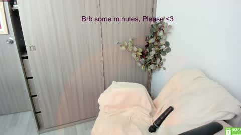 Lauryn online show from 07-06-26, 05:26