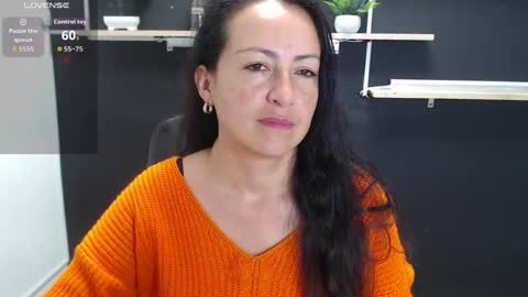 Laury  online show from 05-27-26, 07:11
