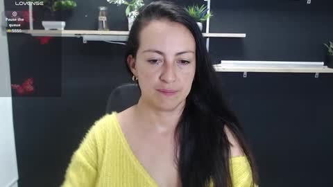 Laury  online show from 05-29-26, 07:23