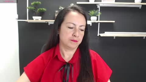 Laury  online show from 06-17-26, 06:53