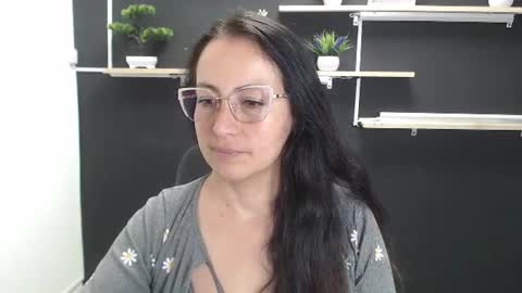 Laury  online show from 07-01-26, 07:35