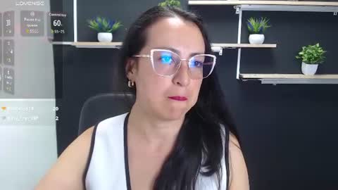 Laury  online show from 07-09-26, 06:01