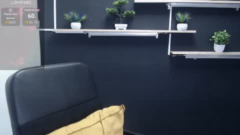 Laury  online show from 07-14-26, 06:24