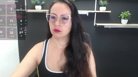 Laury  online show from 07-28-26, 06:07